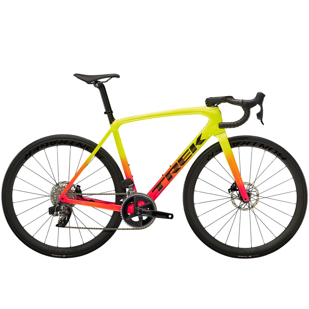 monda SL 6 eTap Radioactive Coral to Yellow Fade visualbike